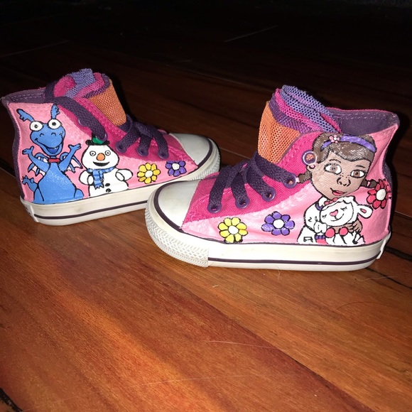 doc mcstuffins converse